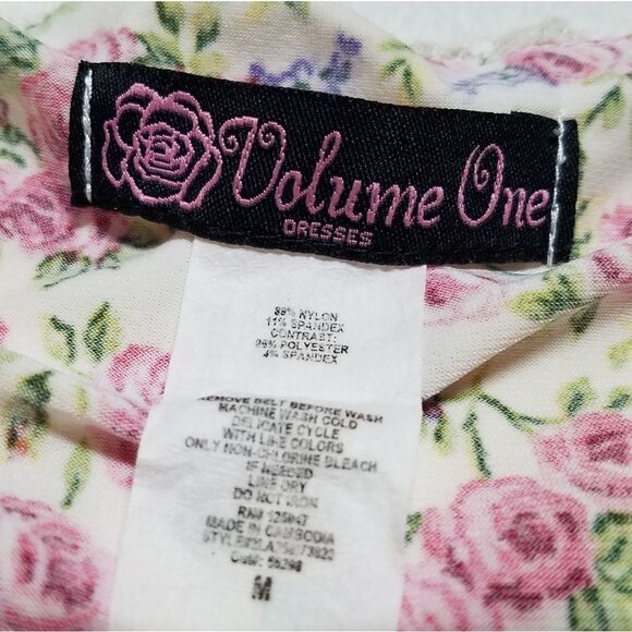 VINTAGE Volume One Lace Floral Fit & Flare Dress - Picture 16 of 16